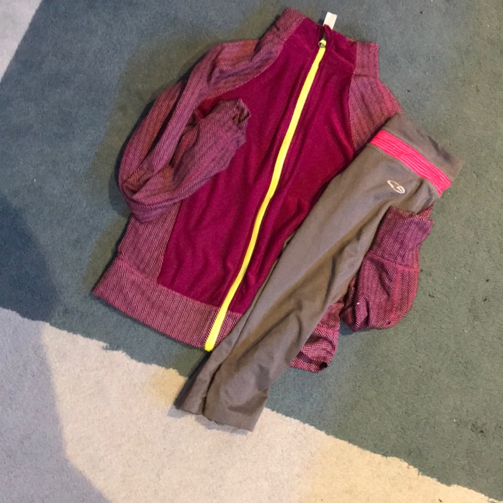 Yoga capris and a finished type of sweater